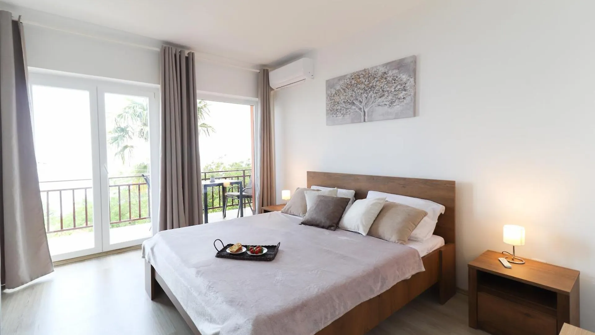 Villa Sentia With Jacuzzi & Spectacular Seaview 오파티아 크로아티아
